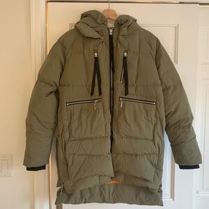 Orolay Women’s Thickened Down Jacket